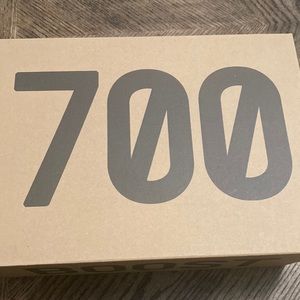 Yeezy Boost 700 Brand New size 10.5